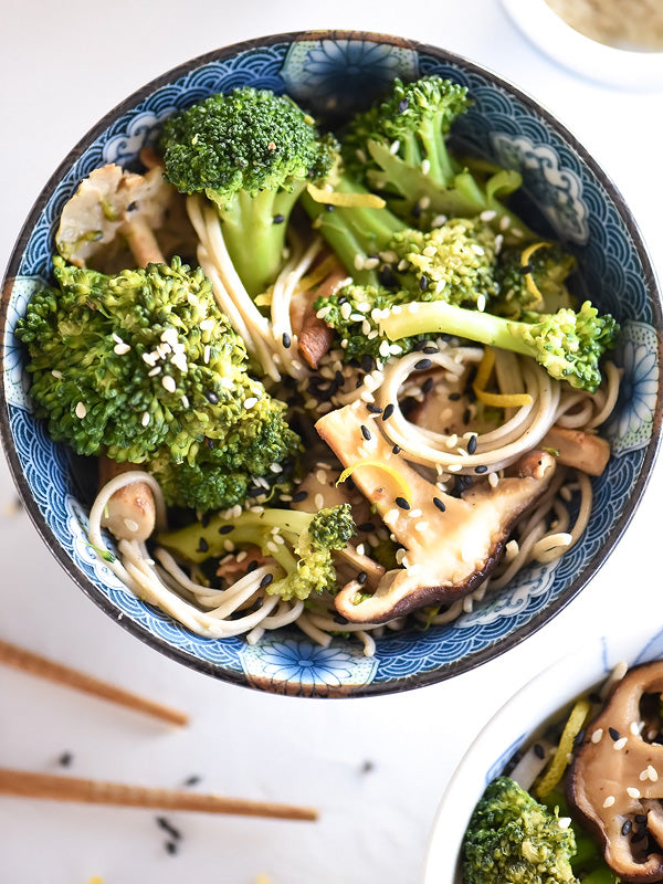 Soba Noodles, Mushrooms and Broccoli